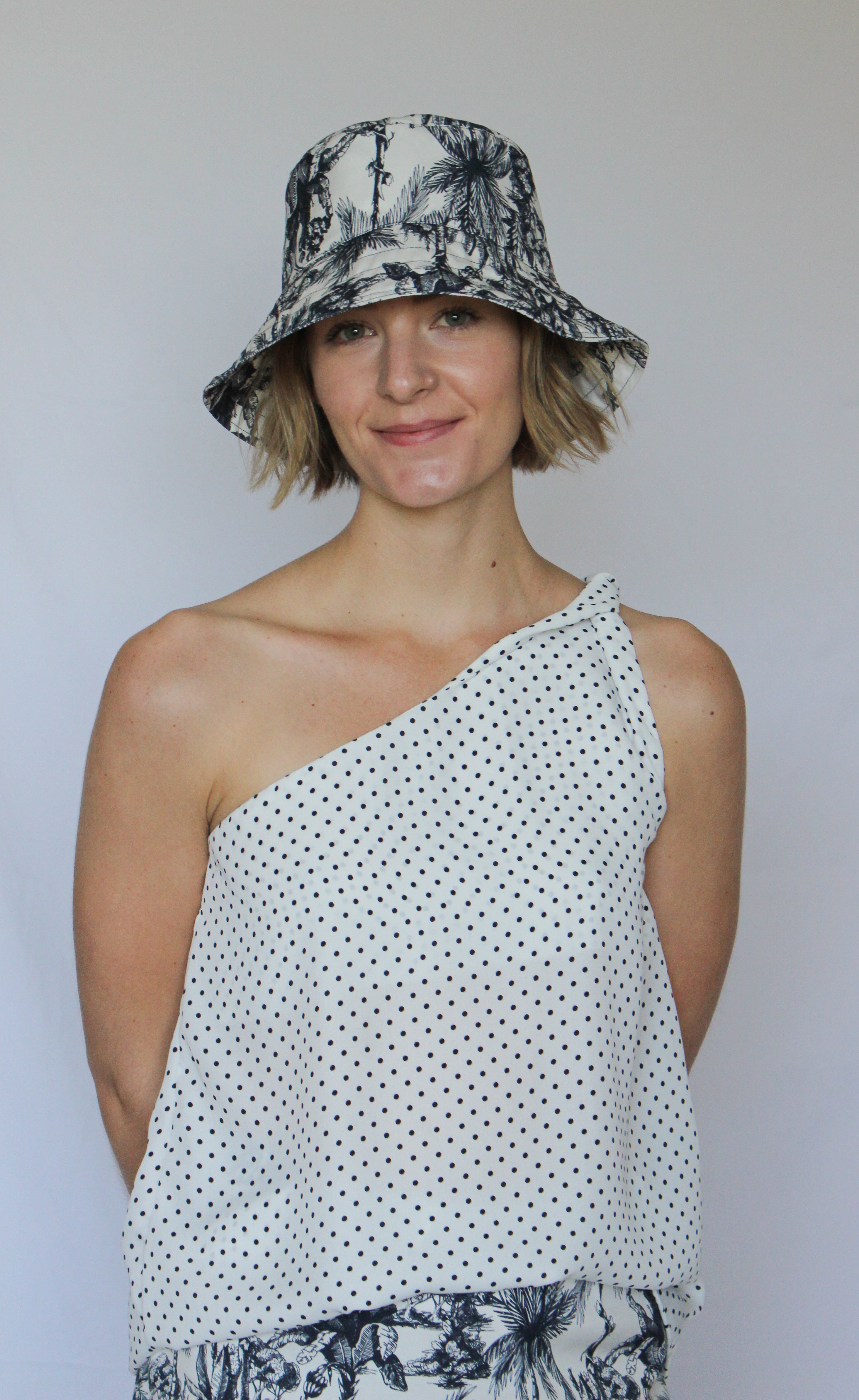 The Studio Bucket | Toile